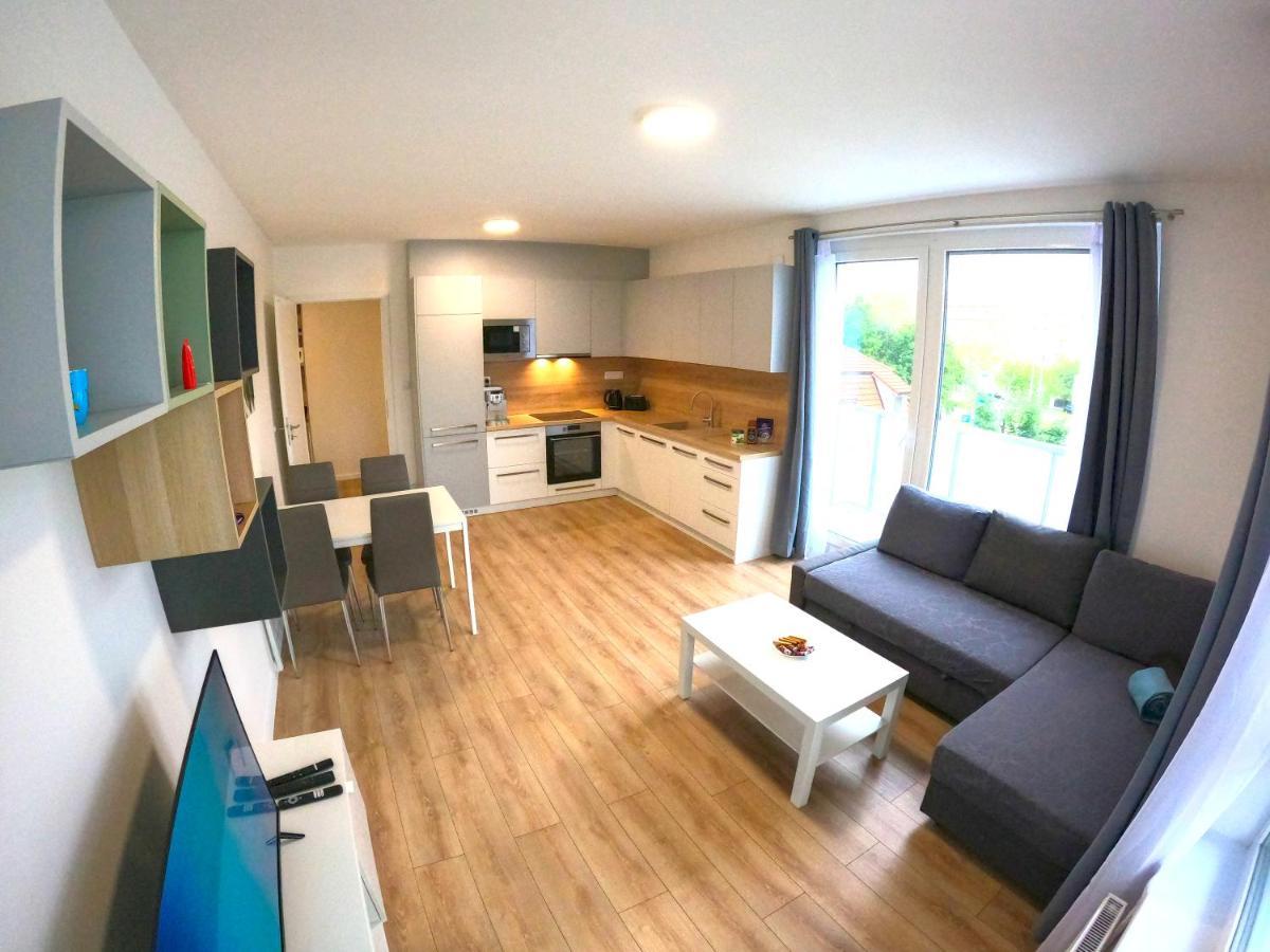 Brand New Apartment By Hockey Stadium Bratislava Exterior foto