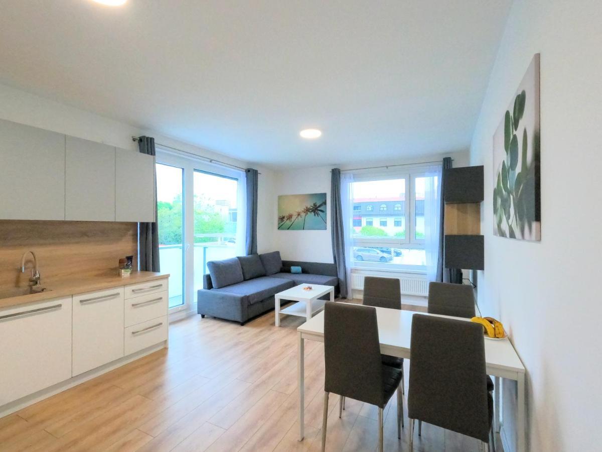 Brand New Apartment By Hockey Stadium Bratislava Exterior foto